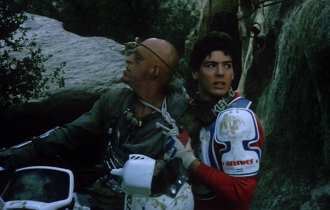 MV5BNDMxN2JlZWMtM2ZkMy00Y2Y0LWEzZjAtMDAzMTE2ZDJlY2JmXkEyXkFqcGdeQXVyMjUyNDk2ODc@._V1_